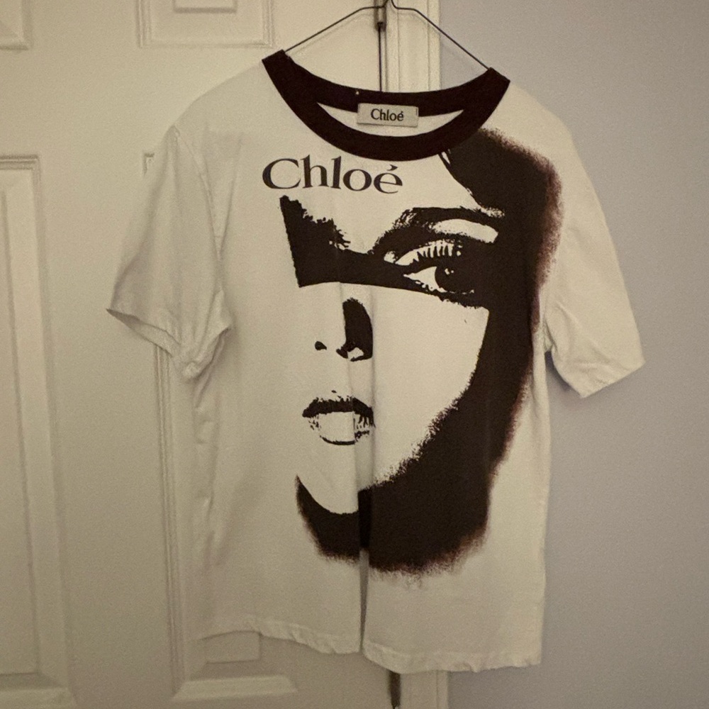 Chloé White Short Sleeve Tee with Black Face Graphic